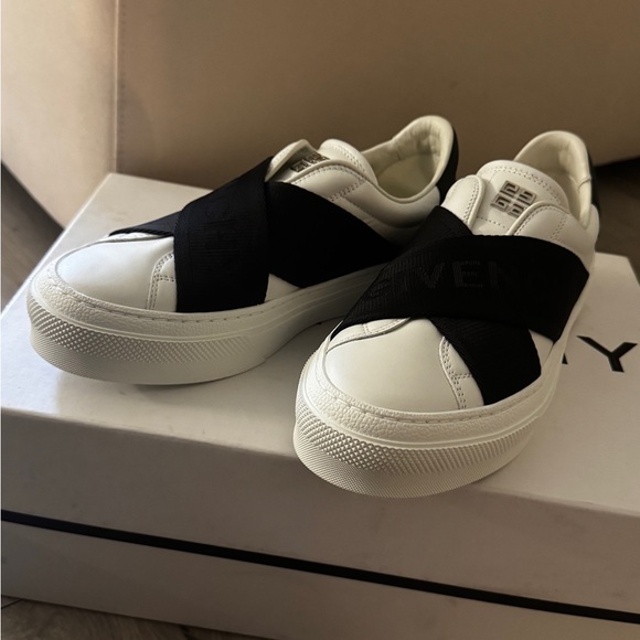 Givenchy Black and White Slip-On Sneakers - Picture 4 of 6